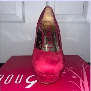 Pink Pumps